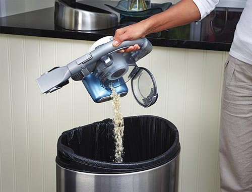 Aspiratore Dustbuster svuotamento ...