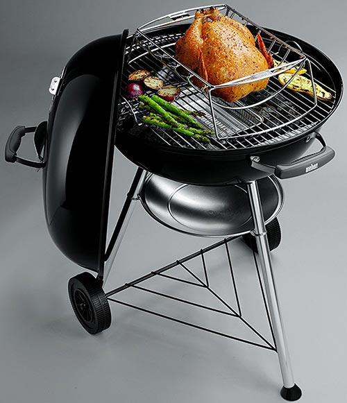 Barbecue compatto a carbone funzionamento ...