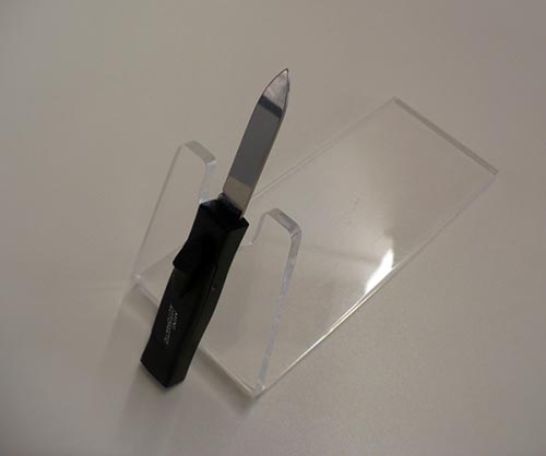 Coltello a scatto esposizione ...