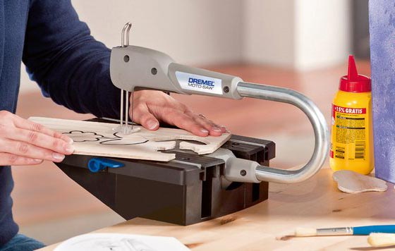 taglio decori del Dremel sega Moto-Saw ...