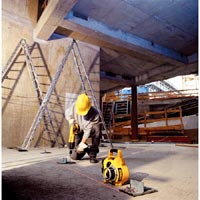 Livella Laser Autolivellante DeWALT in uso ....