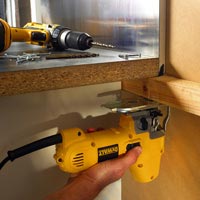 Seghetto Alternativo DeWALT DW343K in uso ...