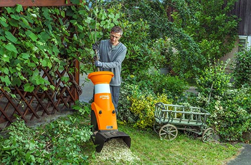Biotrituratore Elettrico Stihl GHE 420 funzionamento macchina riturazione ...