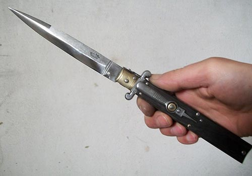 Coltelli a scatto stiletto apertura coltello struttura ...