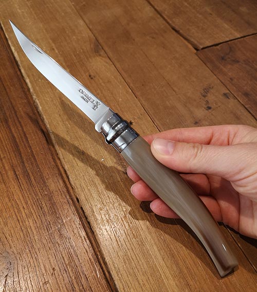 Coltello Opinel Manico Corno Biondo funzionamento ...