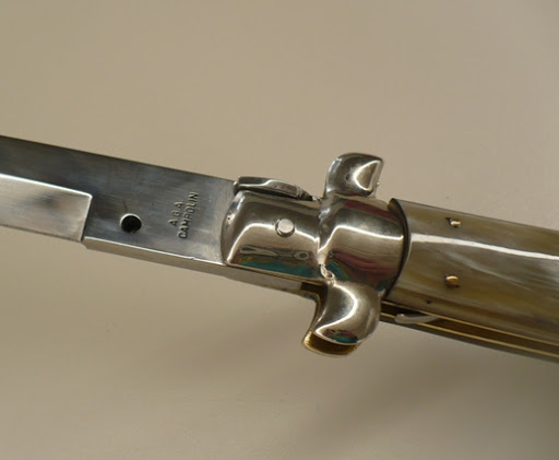 Coltello Caccia Biondo attacco struttura ...