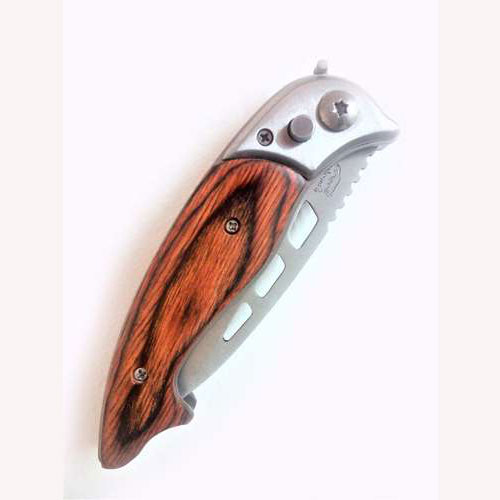 Coltello con Estrattore a Scatto chiusura totale ...