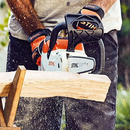 Motoseghe a batteria Stihl taglio listelli ...