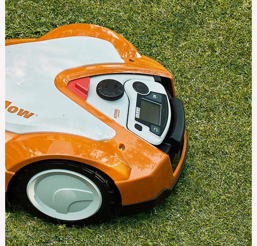 Robot tosaerba compatto con funzione Mulching programmazione ...