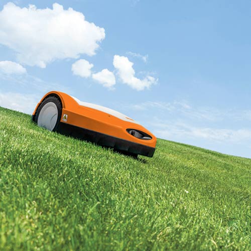 Tosaerba mow di STIHL Adaptive Slope Speed ...